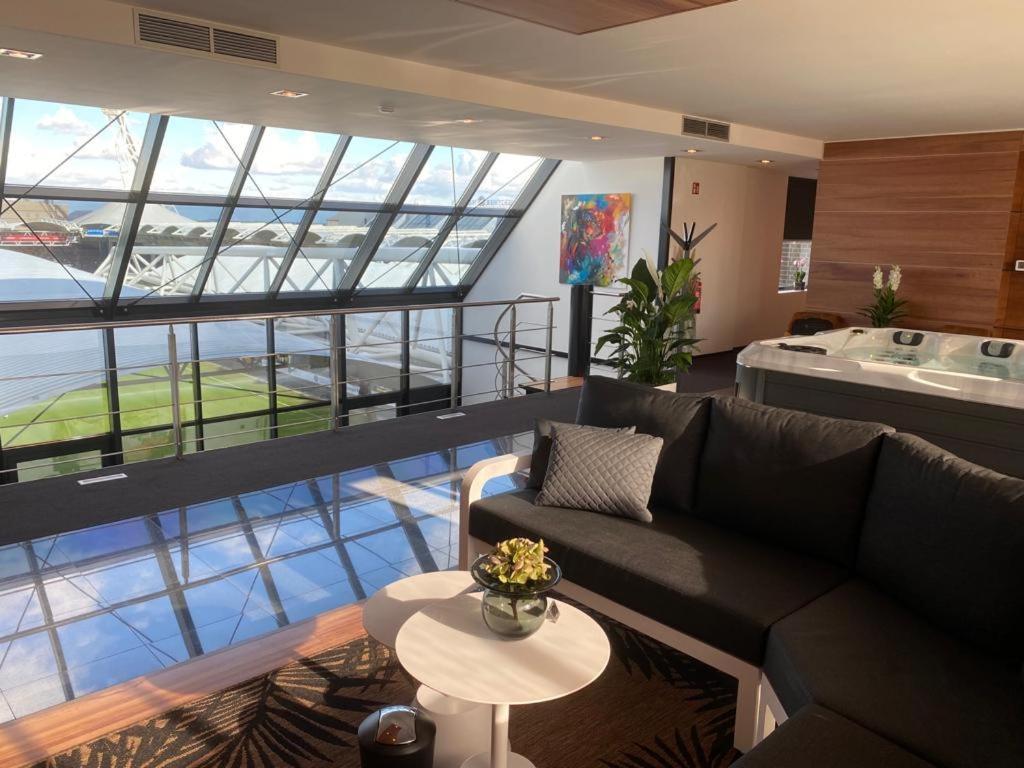 Wellness Dome Penthouse Suite Керкраде Экстерьер фото