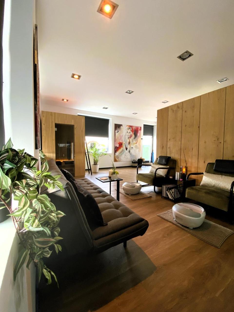 Wellness Dome Penthouse Suite Керкраде Экстерьер фото